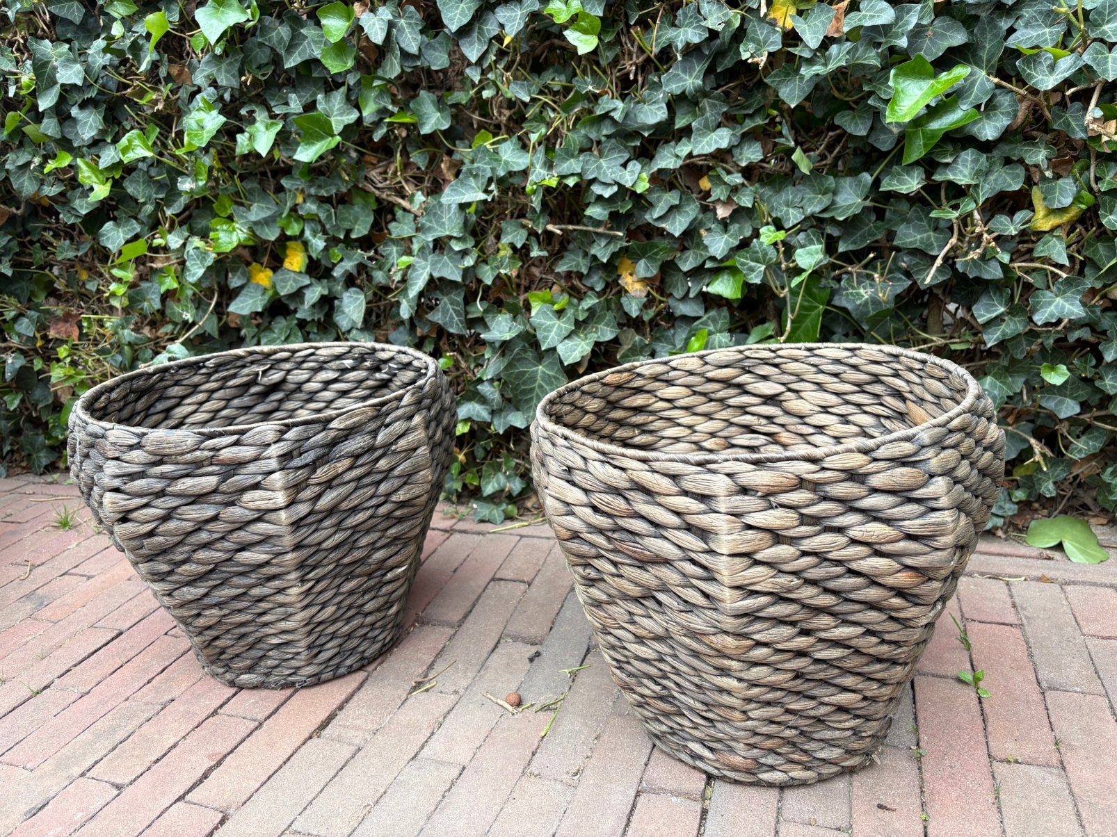 2x IKEA DRUVFLÄDER bloempotten, Ø34cm, H29cm, Tuin en Terras, Bloembakken en Plantenbakken, Ophalen, Overige materialen, Gebruikt