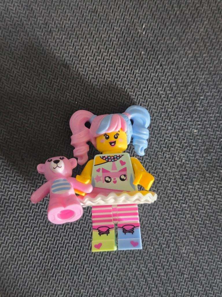 LEGO Minifiguur N-POP Meisje met teddybeer, Compleet, Lego, Ophalen of Verzenden, Zo goed als nieuw