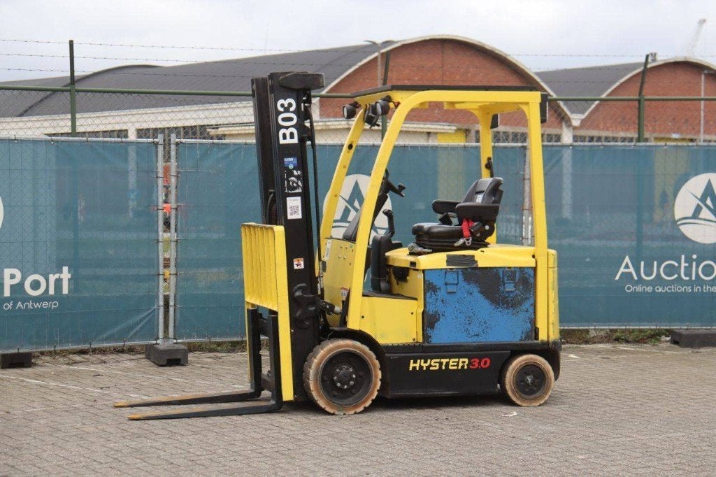 Veiling: Heftrucks en Stapelaars, Meer dan 4000 kg, Ophalen, Diesel, Heftruck