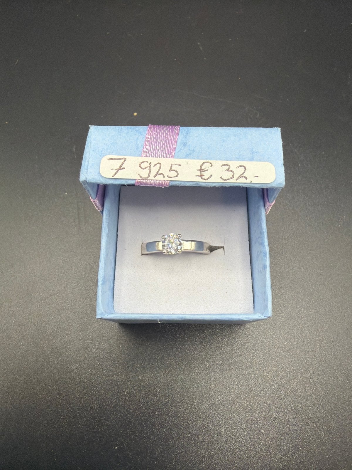 Zilveren ring met zirkonia - Maat 17-18, Met kristal, Ophalen of Verzenden, Zo goed als nieuw, X