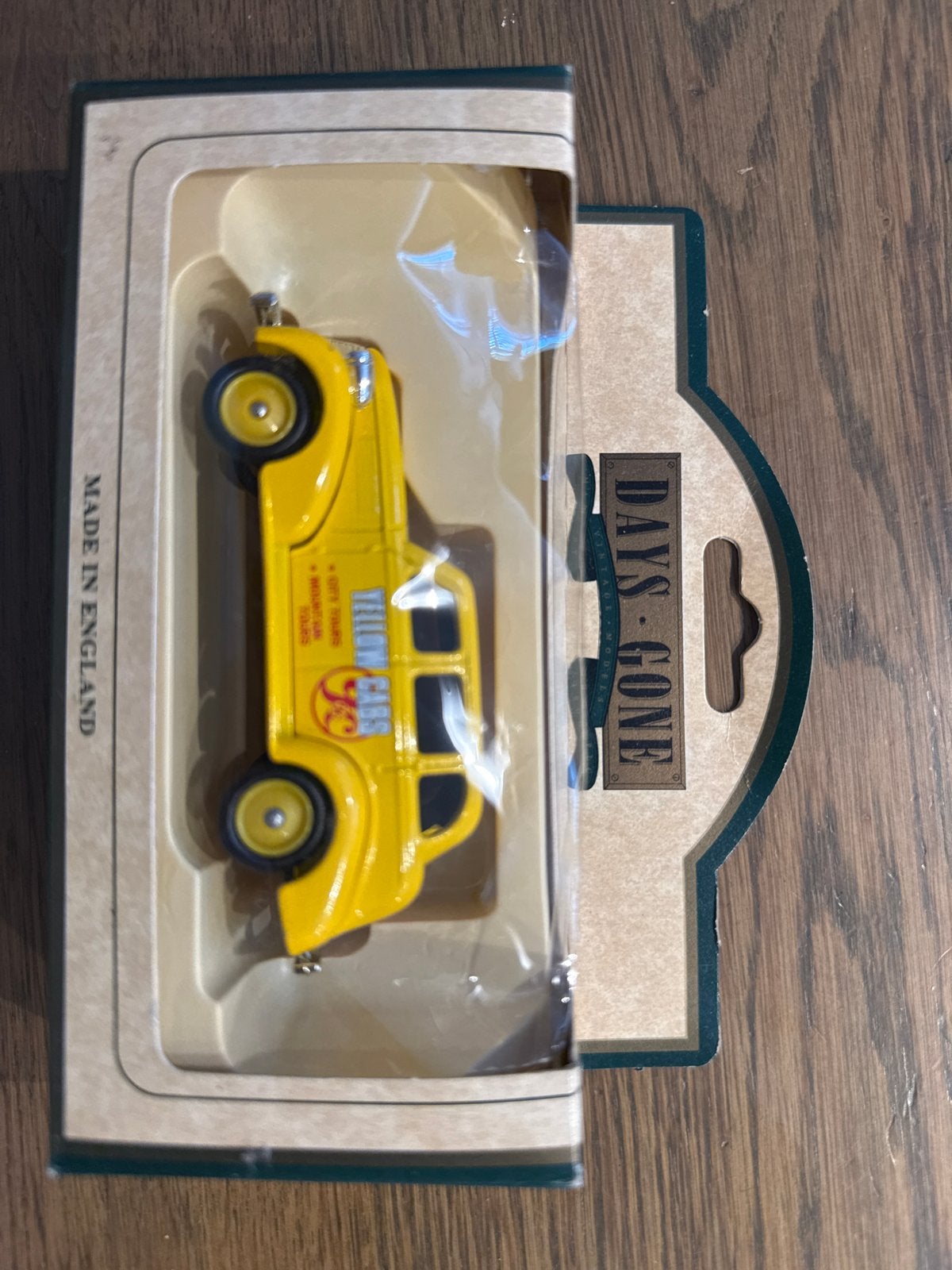 Days Gone 1939 Chevrolet Car Yellow Cab - Nieuw in doos, Kinderen en Baby's, Ophalen of Verzenden, Nieuw