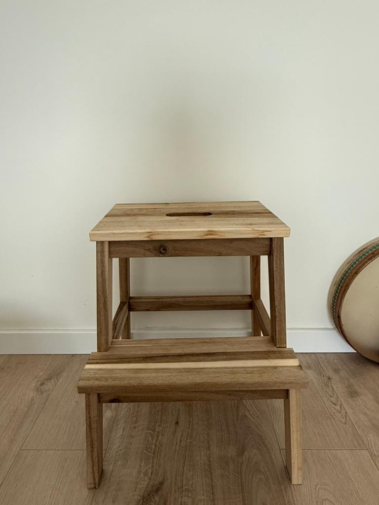 Stool, Ophalen, Hout