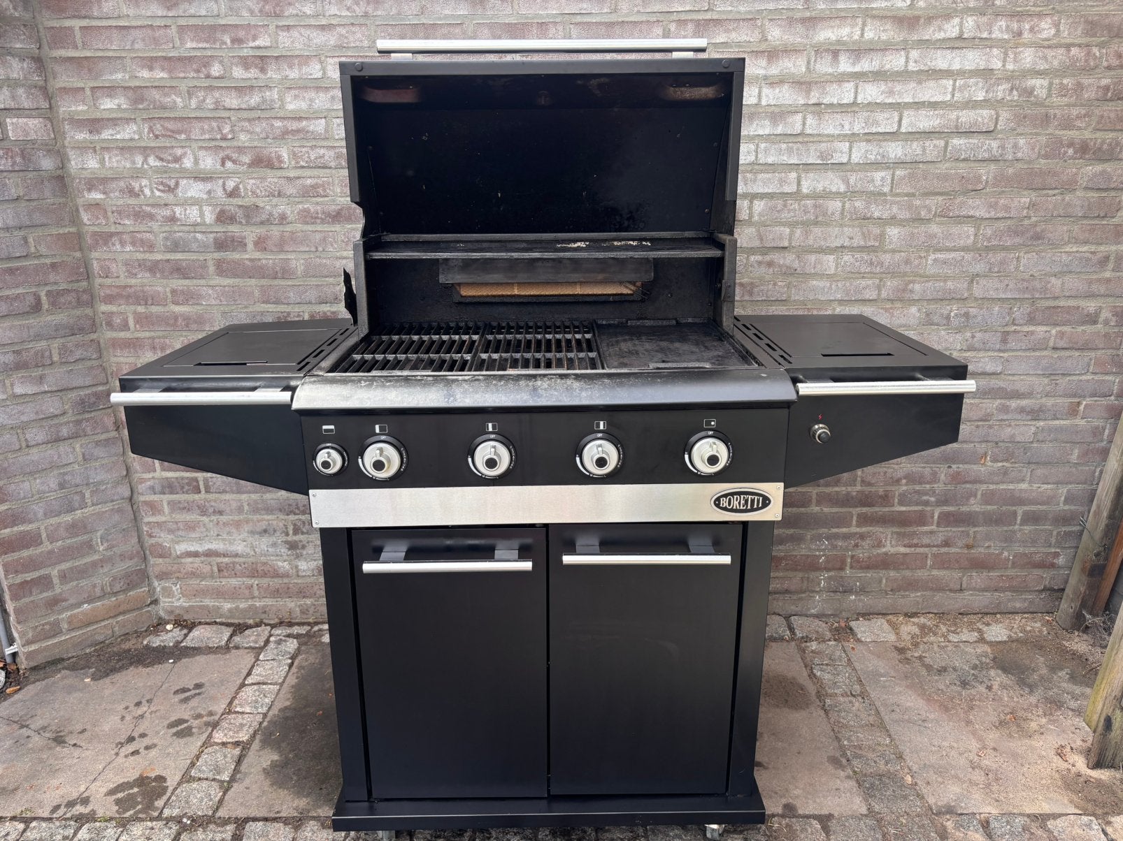 Boretti ibrido - barbeque - buitenkeuken barbecue pizzasteen, Ophalen, Gebruikt