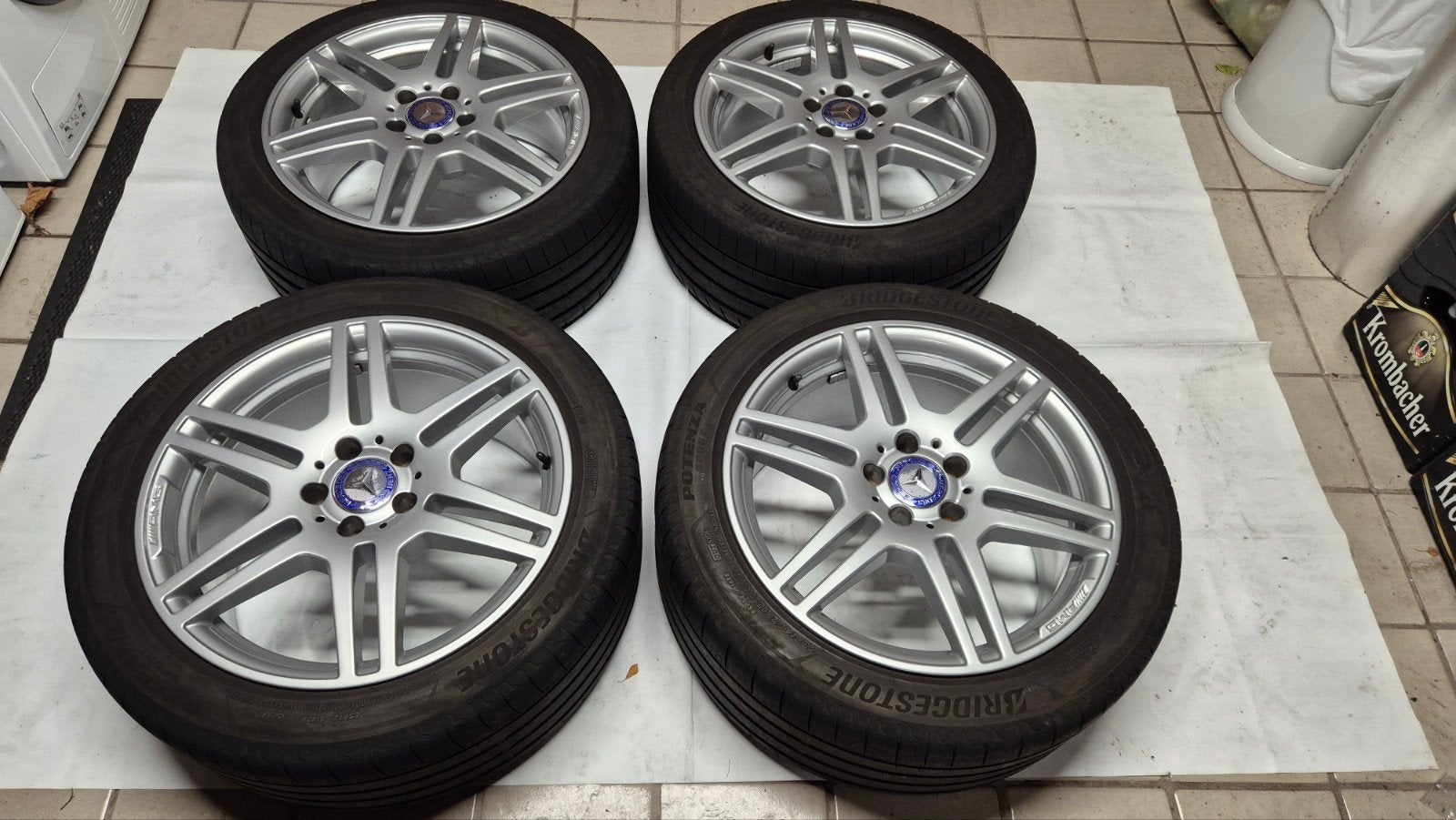 Mercedes AMG velgen E-klasse W212 AMG., Auto-onderdelen, Ophalen, 18 inch, 245 mm, Banden en Velgen