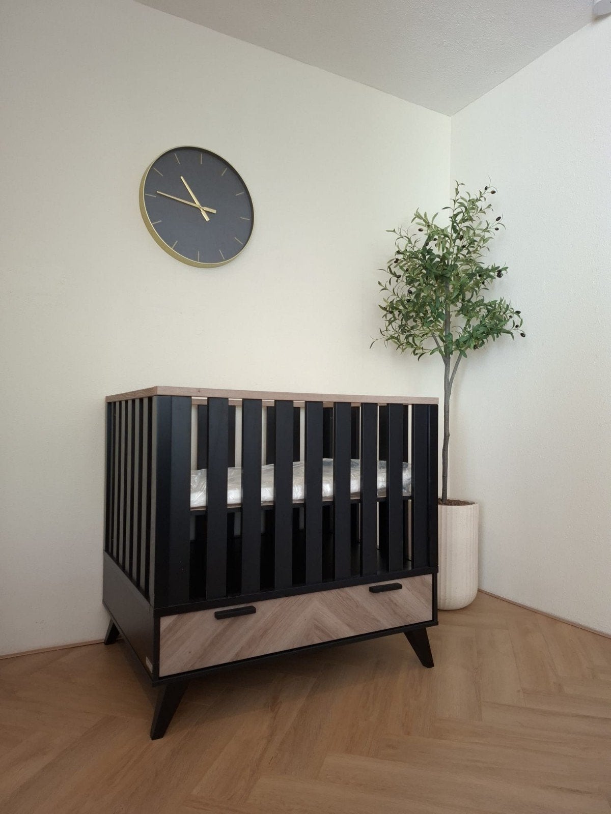 Twf box met lade - Zwart/Hout visgraat NIEUW, Kinderen en Baby's, Boxen, Ophalen, Lade