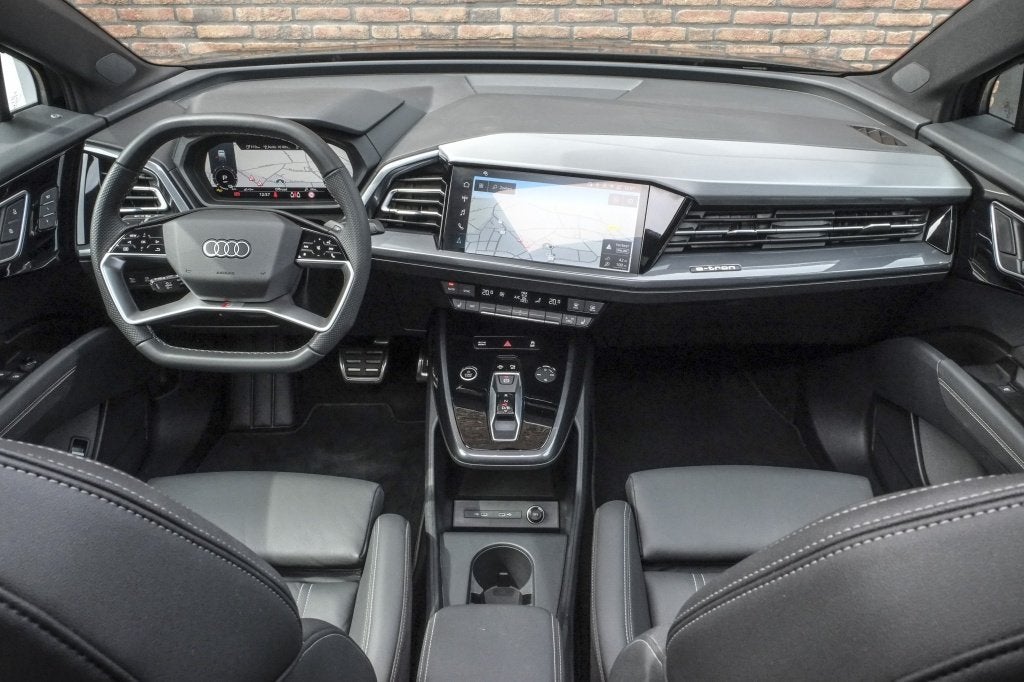Audi Q4 e-tron Sportback 45 e-tron 210KW S-line | SOH 99% |, Auto's, Audi, Keurmerk '100% Onderhouden', 0 cilinders, Gebruikt