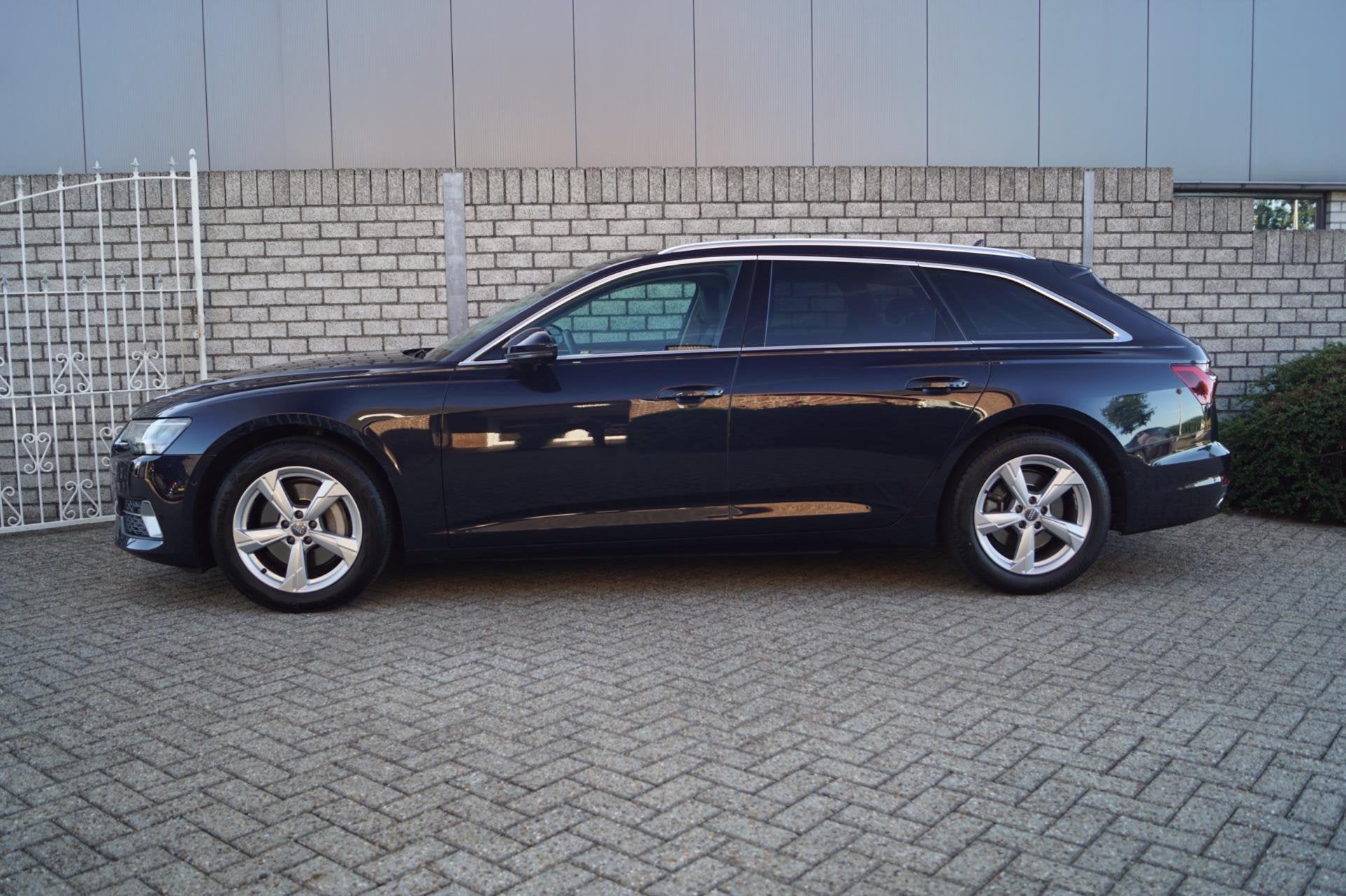 Audi A6 Avant 45 TFSI Sport Lease Edition Autom Leder Xenon, Auto's, Audi, Dealer onderhouden, Gebruikt, 4 cilinders, Blauw