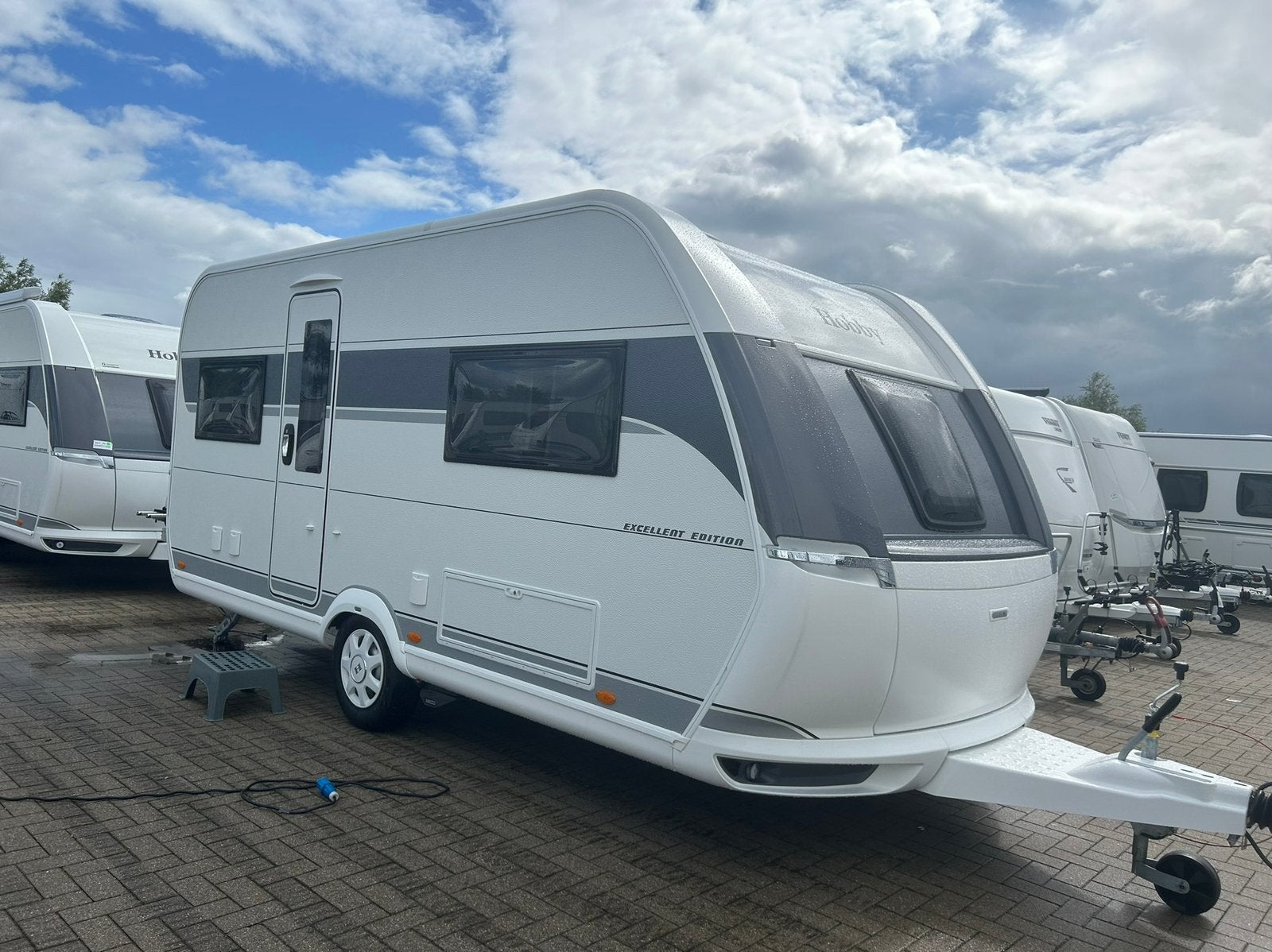 Hobby Caravan 460 UFE, Rondzit, Hobby, Frans bed, Airco