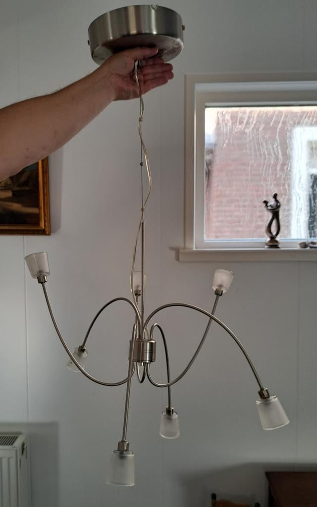 Hanglamp met 7 kleine kelkjes, Huis en Inrichting, Lampen | Kroonluchters, Ophalen