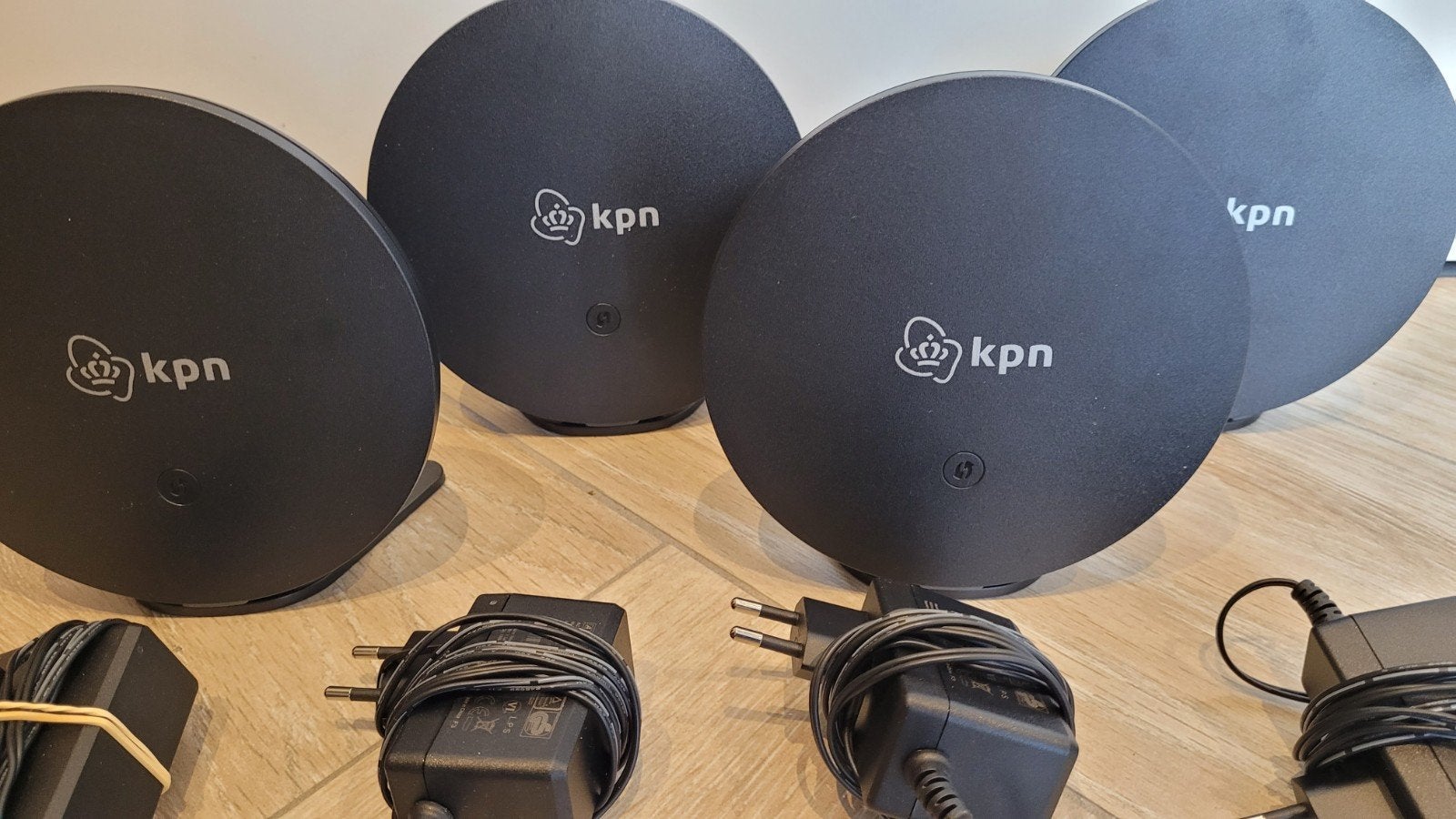 4 KPN Super Wifi 2.0 wifi punten /versterkers (50 euro p.s.), Ophalen of Verzenden, Zo goed als nieuw, Kpn