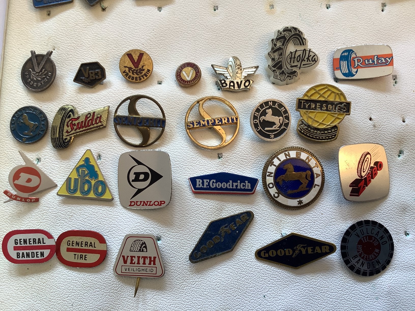 25 speldjes banden, Verzamelen, Ophalen of Verzenden, Gebruikt, Overige onderwerpen