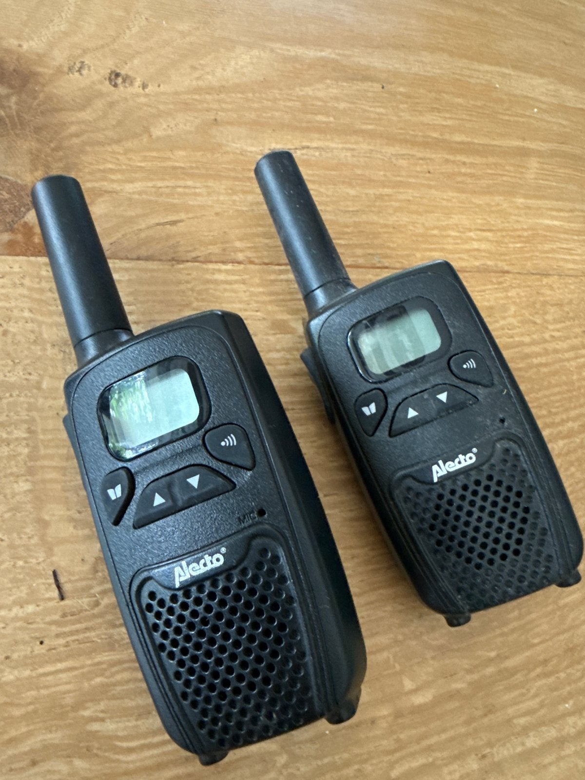 Alecto FR-12 PMR Portofoons - Set van 2, Gebruikt, Ophalen of Verzenden, Portofoon of Walkie-talkie, Met broekklem