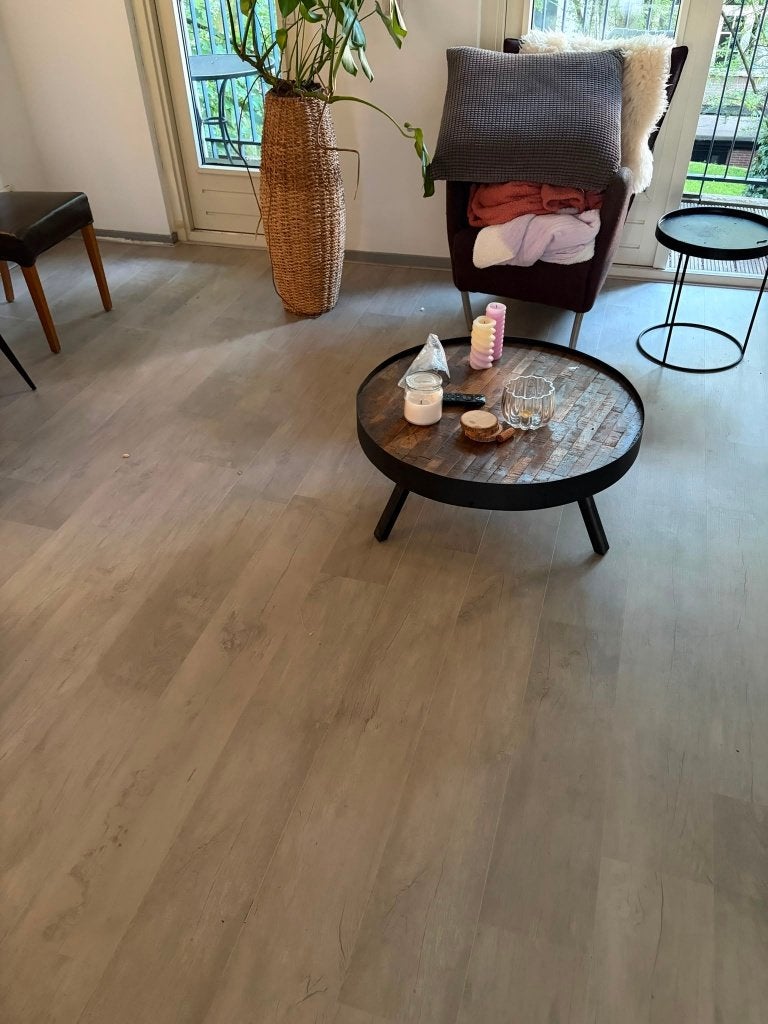Laminaat grijs gratis op te halen deze zondag, Ophalen, Gebruikt, 50 tot 150 cm, 10 m² of meer