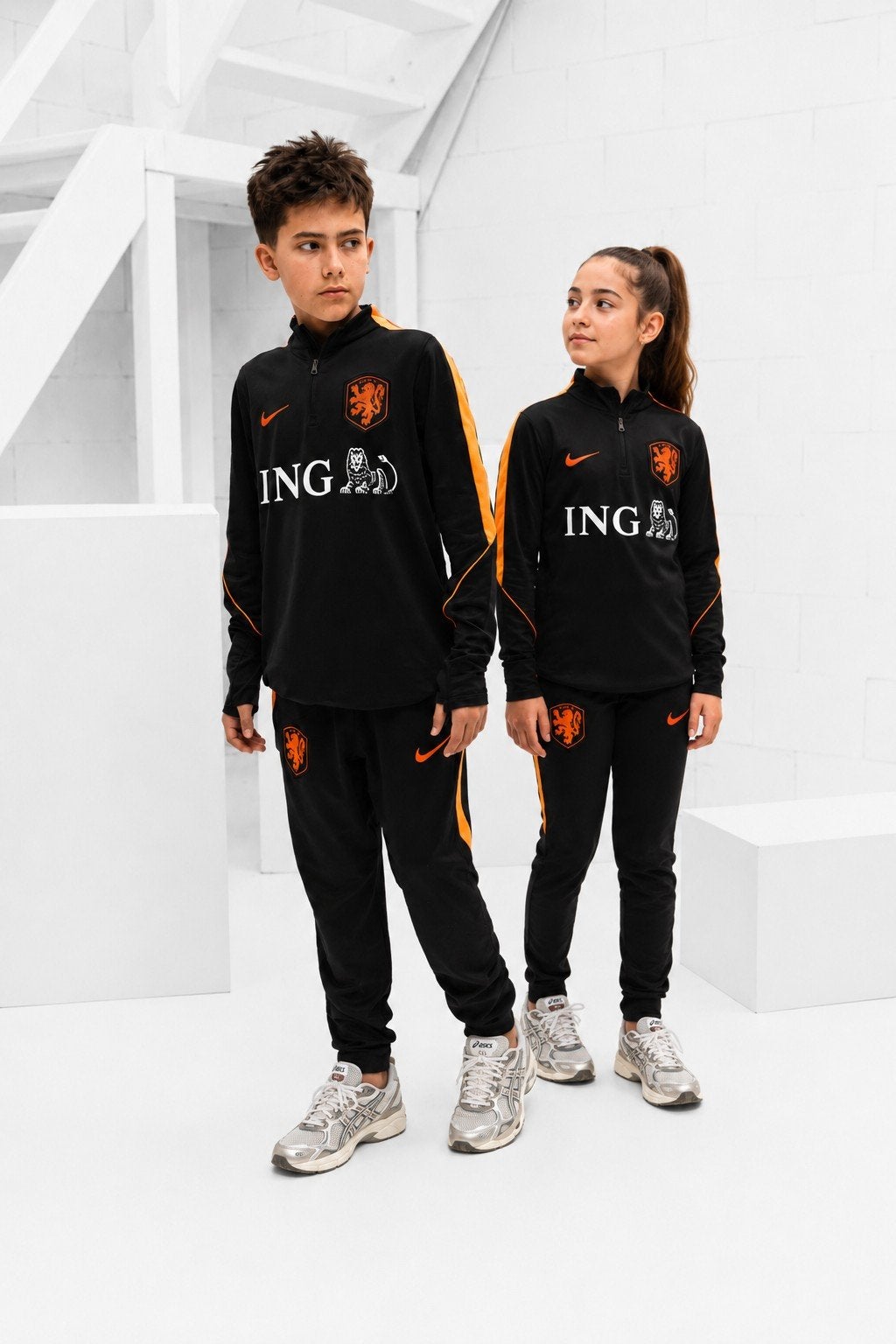 Oranje Trainingspak Kinderen - Zwart/Oranje, Ophalen of Verzenden, Nieuw, Onbekend, Jongen of Meisje