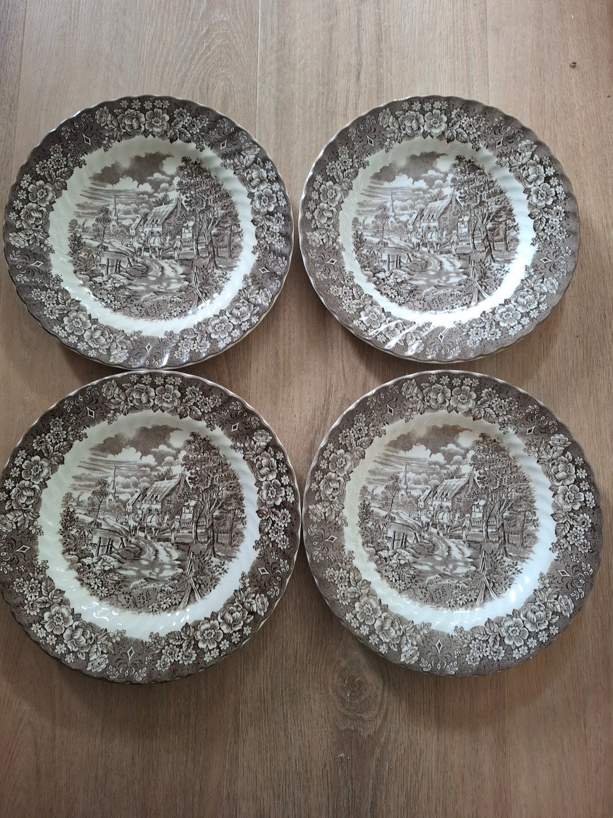 4 borden British Anchor Memory Lane Ironstone, Antiek en Kunst, Antiek | Servies los, Ophalen
