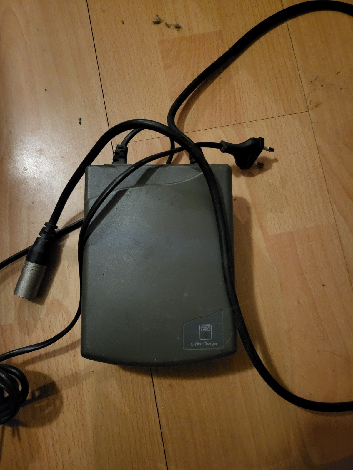 accu lader voor E  BIKEo.a SPARTA,BATAVUS,HERCULES,KOGA enz., Gebruikt