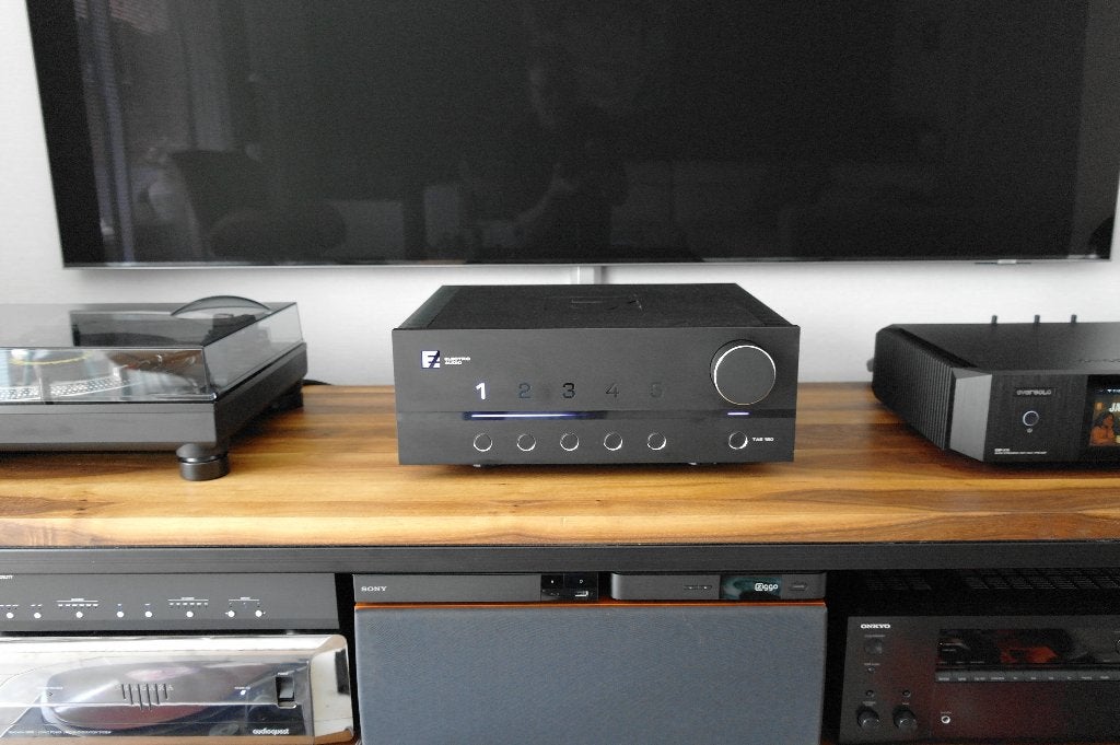 Electric Audio TAE 150 DV (Double Vision), Zo goed als nieuw, 120 watt of meer, Stereo, Ophalen