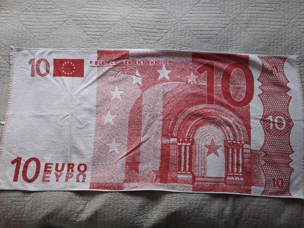 10 Euro handdoek, Ophalen of Verzenden, Gebruikt, Handdoek