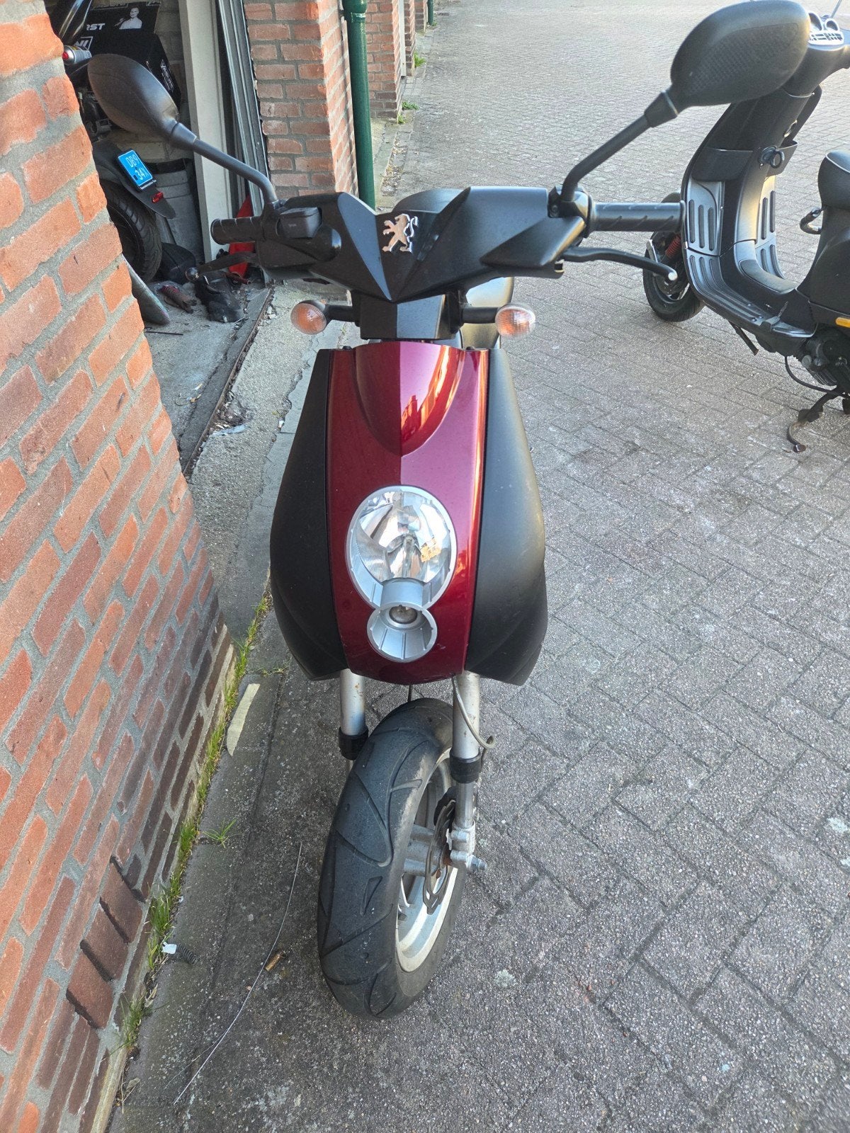 Peugeot ludix 50cc, Fietsen en Brommers, Snorfietsen en Snorscooters, Ophalen, Gebruikt, Tweetakt, Peugeot