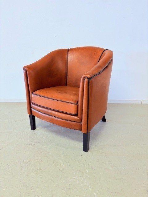 Engelse clubfauteuil in duurzaam volnerf rundleer, Ophalen, Minder dan 75 cm, Nieuw, Leer