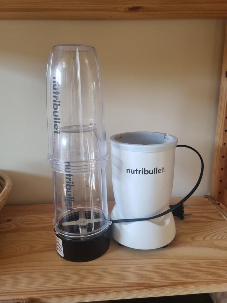 Nutribullet Blender incl accessoires, Ophalen, Gebruikt, Blender