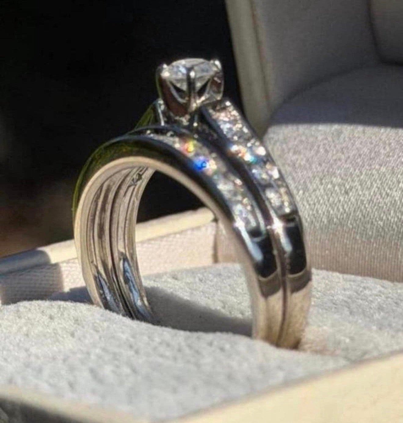 Witgouden ring met 20 natuurlijke diamanten en certificaat!, Nieuw, Ophalen of Verzenden, Kleiner dan 17, Met edelsteen