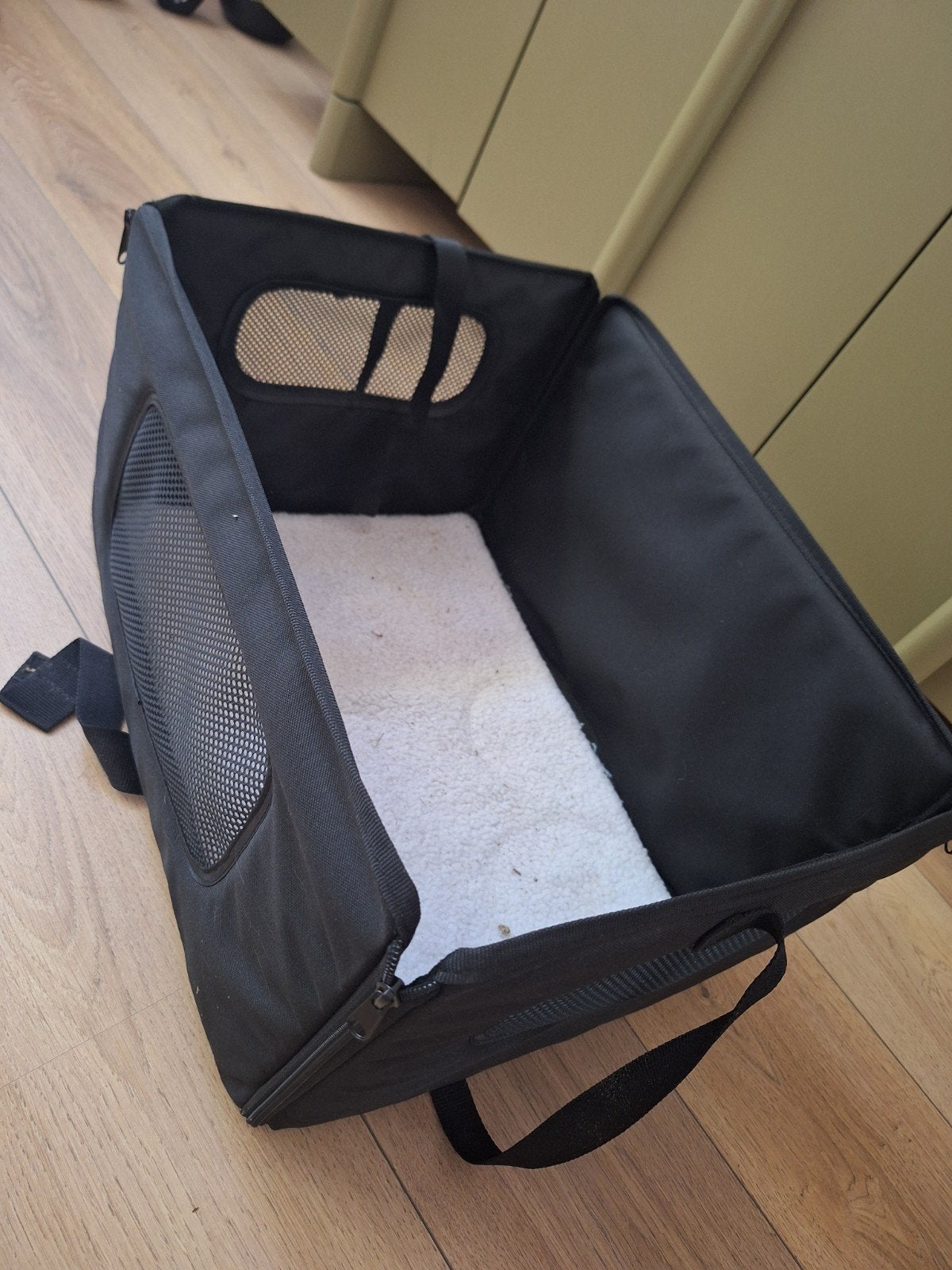 Reismand voor kleine honden / pups / katten, Ophalen
