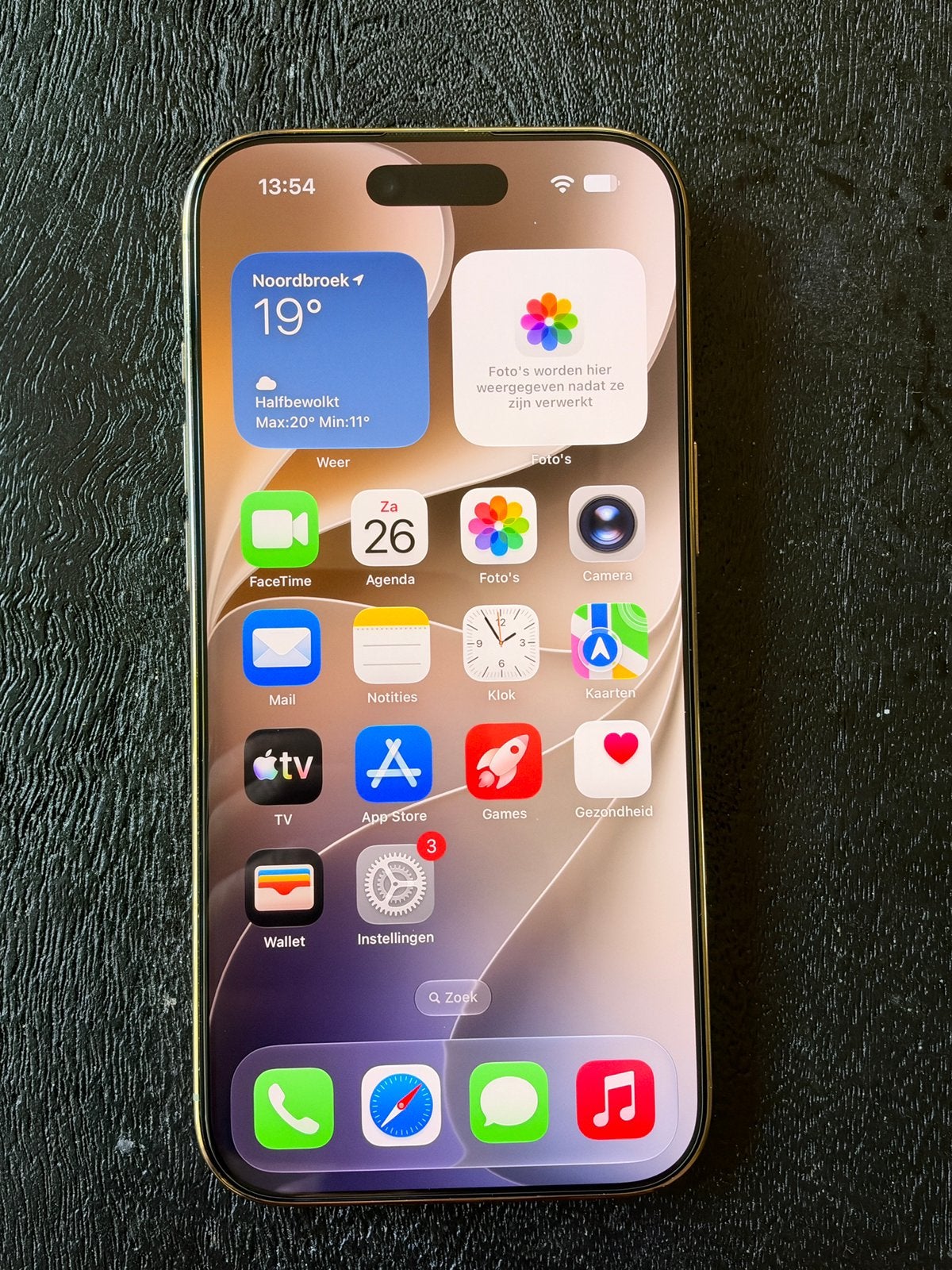 iPhone Air 256GB Goud – slechts 7 maanden oud, Telecommunicatie, IPhone 17 Air, Zo goed als nieuw, Zonder abonnement, 96 %