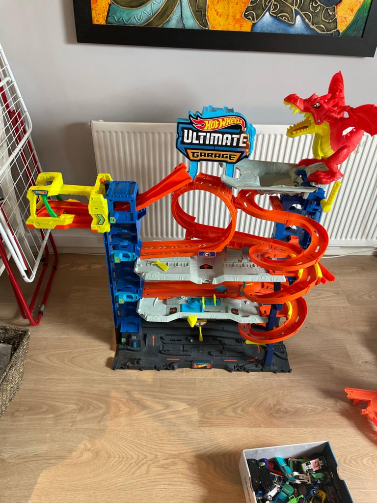 Hot Wheels Ultimate Garage & Racebaan Set met Auto's, Ophalen, Hot Wheels, Racebaan, Gebruikt