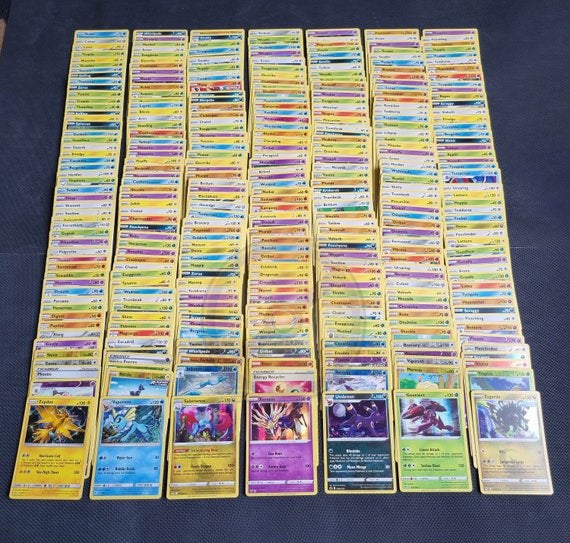 Gezocht leuke verzamelingen pokemon / yugioh, Ophalen of Verzenden, Zo goed als nieuw