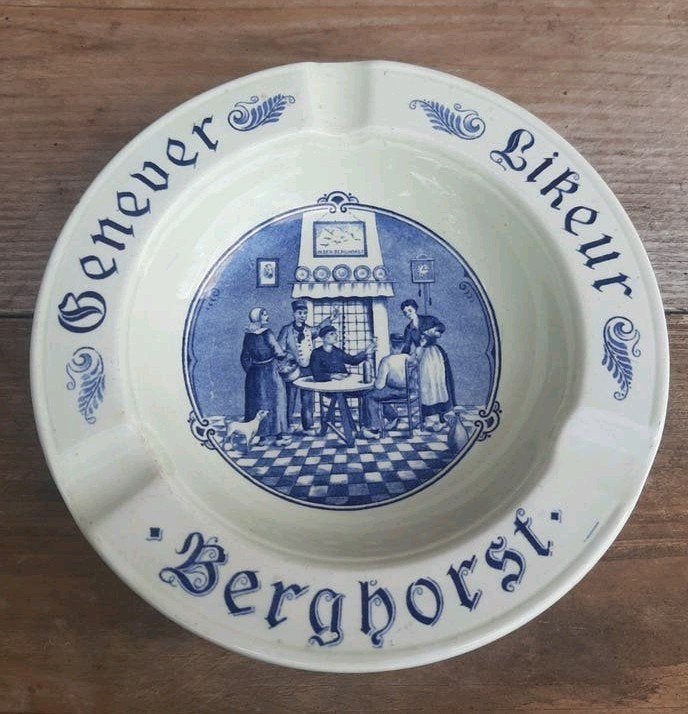 BERGHORST Genever & Likeur - (Delfts Blauw Asbak / Vintage), Ophalen of Verzenden, Zo goed als nieuw, Asbak