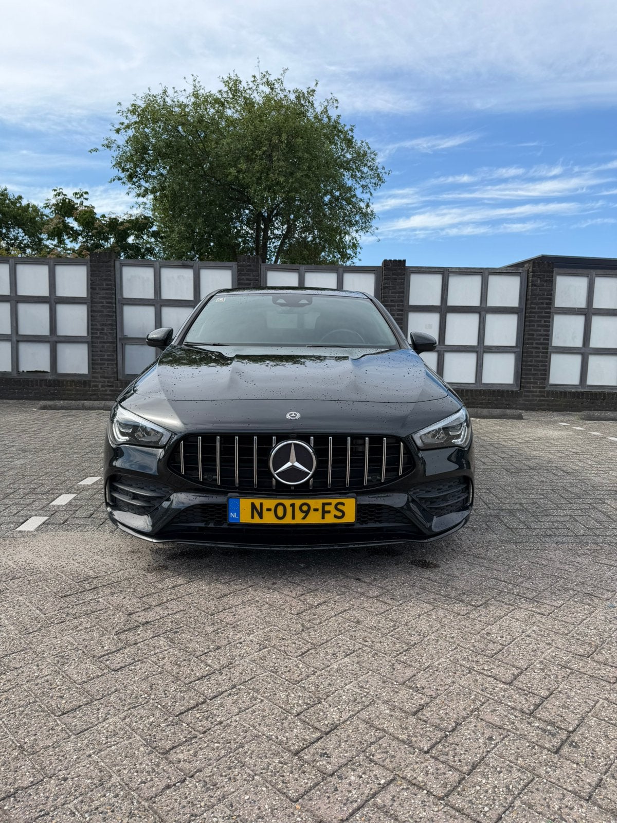 Mercedes-Benz CLA 180 Zwart, AMG-line Panorammadak, Auto's, Mercedes-Benz, CLA, 136 pk, Zwart, 4 cilinders