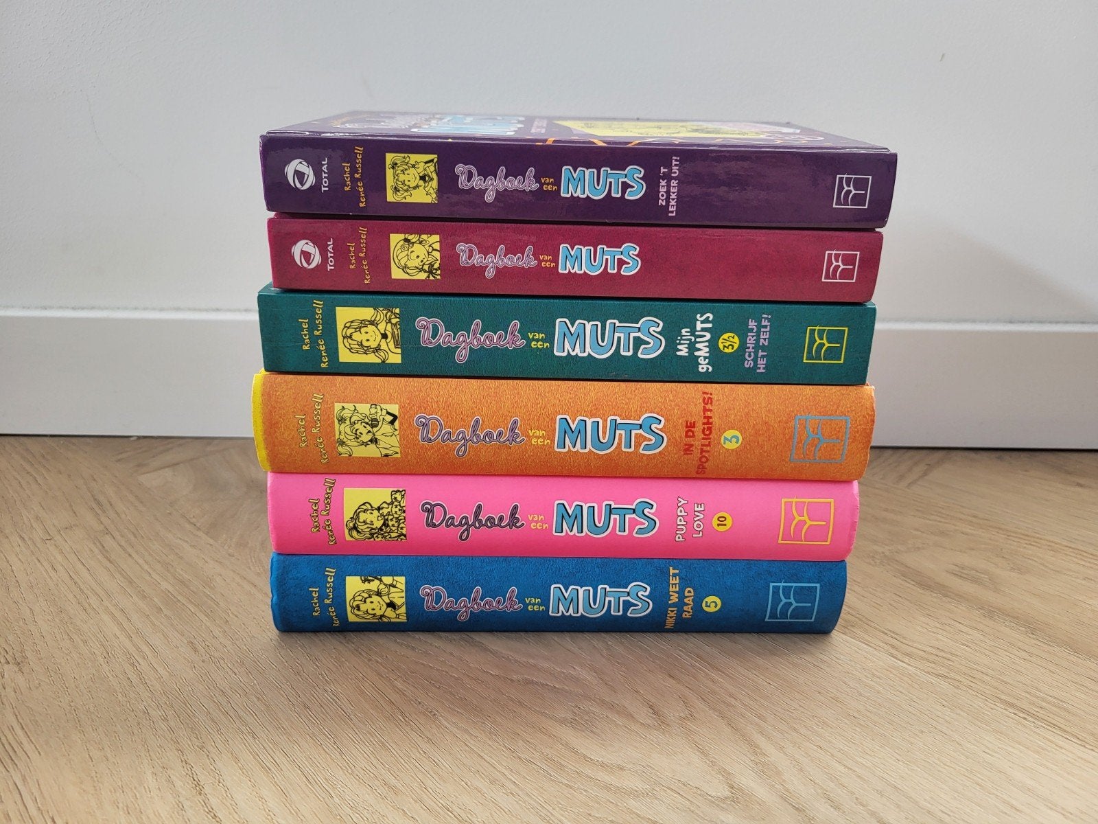 6 boeken van Dagboek van een muts - deel 1, 2, 3, 3½, 5 en 1, Ophalen of Verzenden, Zo goed als nieuw, Rachel Renée Russell, Fictie