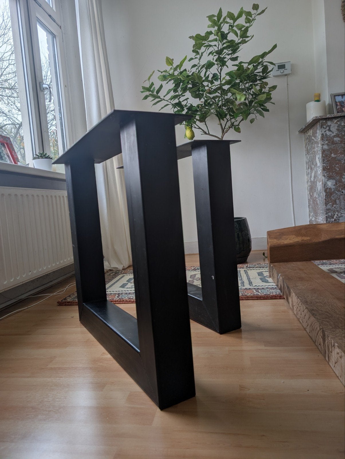 Mooie, hoge kwaliteit metalen tafelpoot - 77x75x10cm, Ophalen, Tafelpoot, 50 tot 100 cm, Nieuw