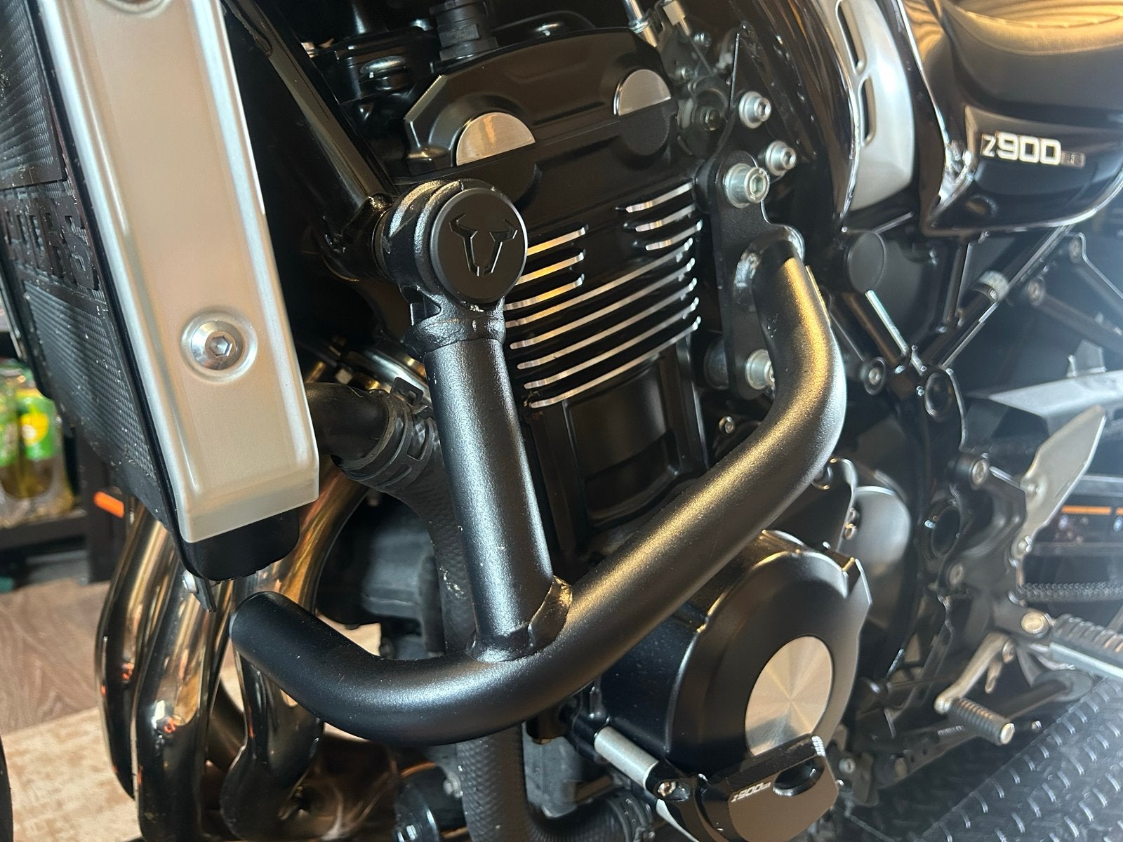 SW Motech Valbeugels Kawasaki Z900RS - Bescherming en Stijl, Ophalen of Verzenden, Gebruikt