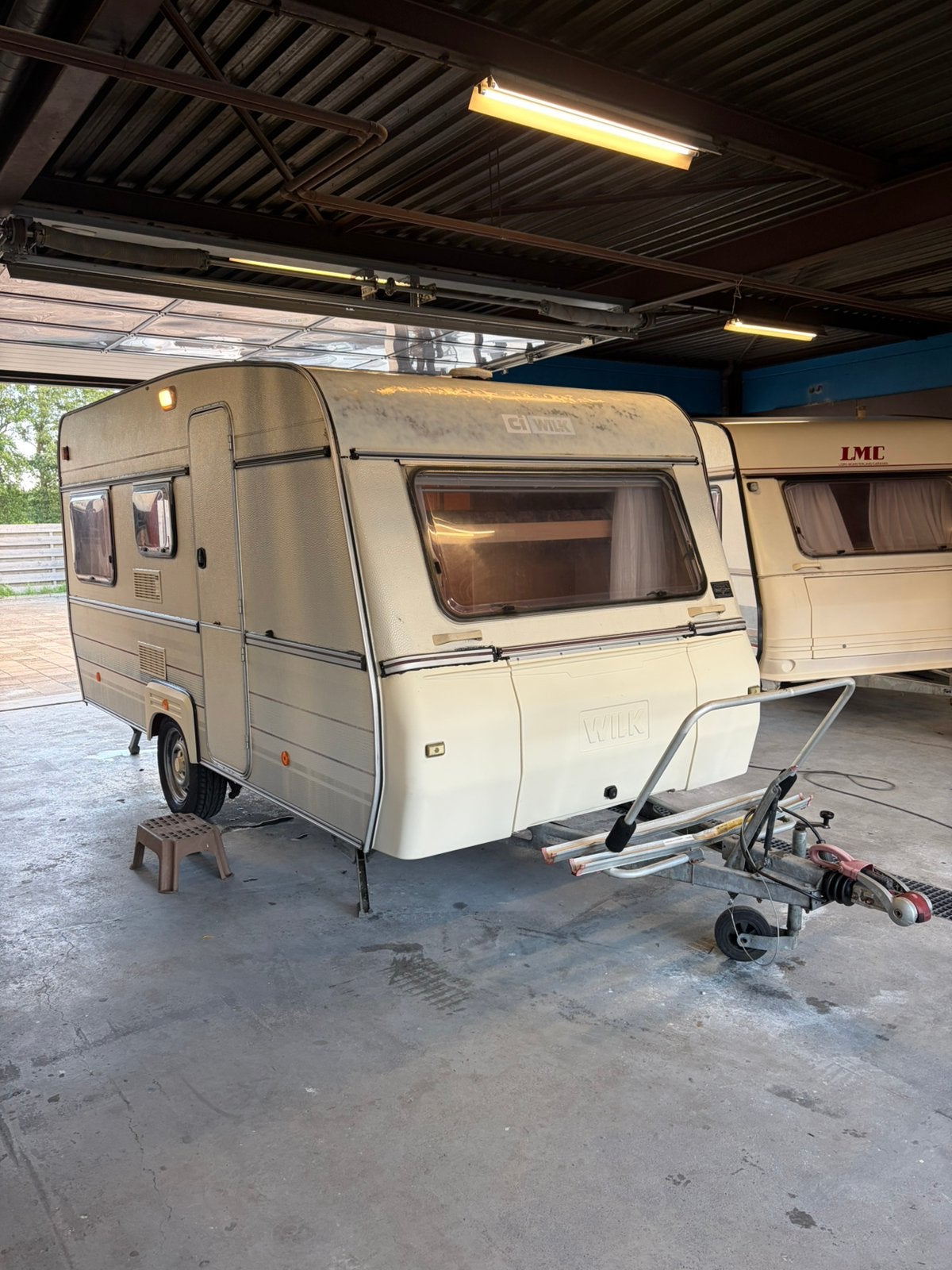 CI WILK “98” stapelbed , lichtgewicht !, Caravans en Kamperen, Caravans, Bedrijf, tot en met 4, 750 - 1000 kg, Rondzit, Wilk, Omvormbare zithoek