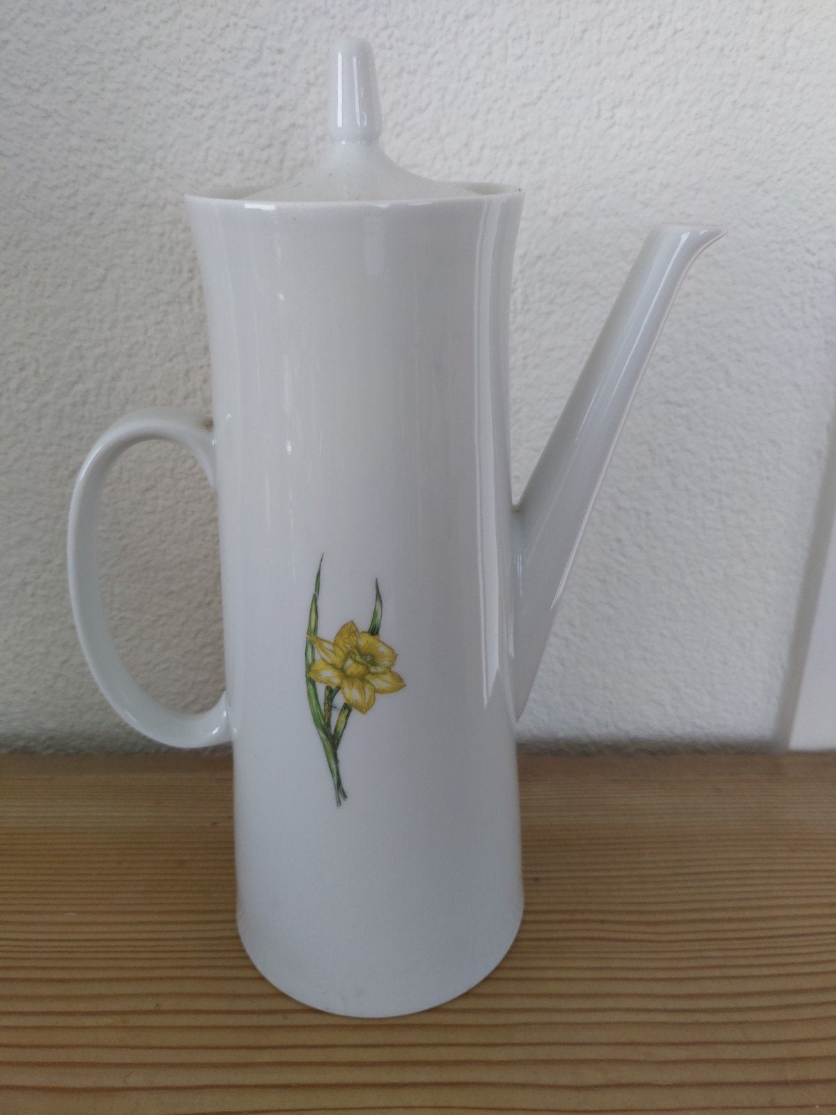DAF servies koffiepot met daffodil, Mosa Maastricht, Ophalen of Verzenden