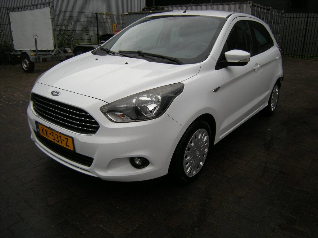 FORD  KA + 1.2  5 DEURS BJ 2016  ORIGINEEL  50102 KM, Ophalen, 1198 cc, Wit, Handgeschakeld