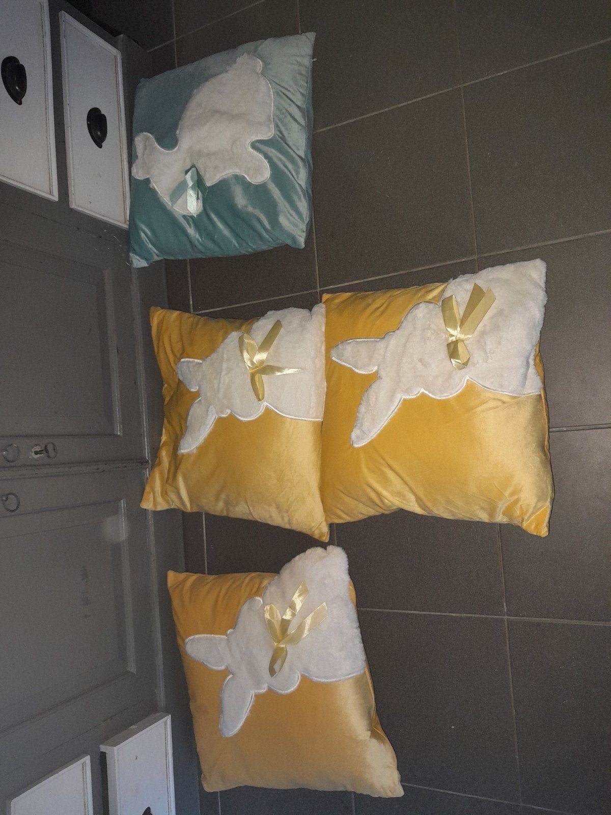 4 konijn kussens, Diversen, Pasen, Ophalen of Verzenden