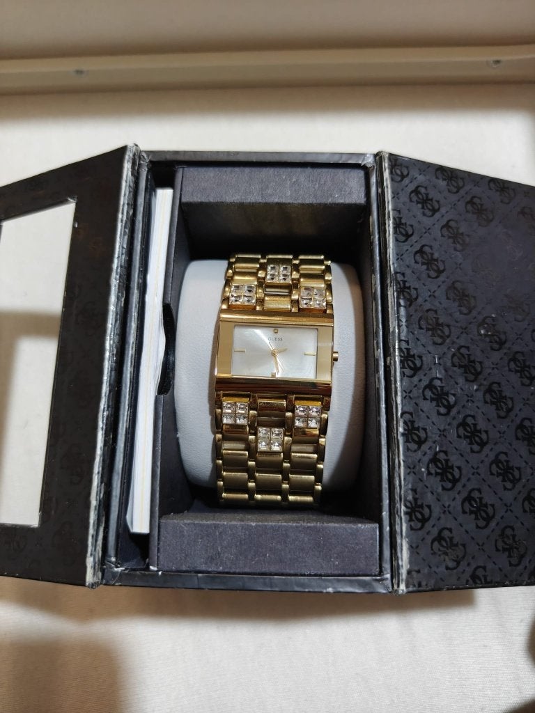 Guess horloge, Ophalen, Guess, Zo goed als nieuw, Goud