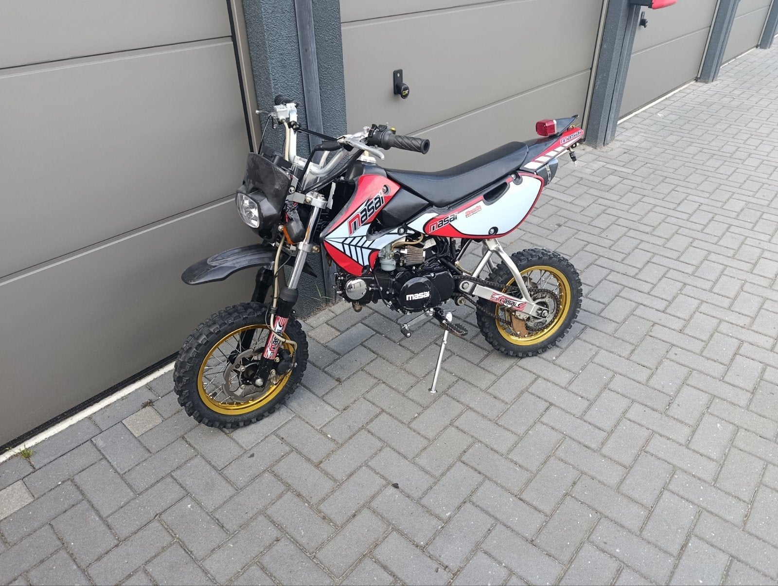 Pitbike masai db 50 schakelbrommer tekoop, Ophalen, Zo goed als nieuw, Pitbike