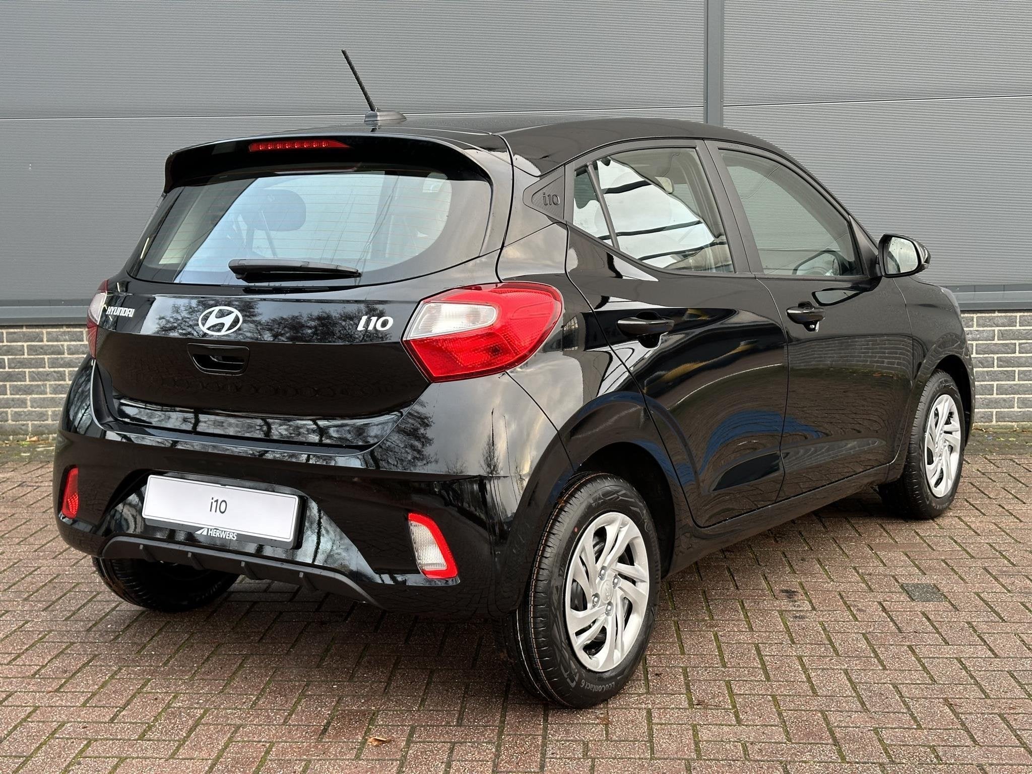 Hyundai i10 1.0 Comfort 5-zits / Airco / Cruise Control / Ap, Voorwielaandrijving, Stof, Bedrijf, 300 kg