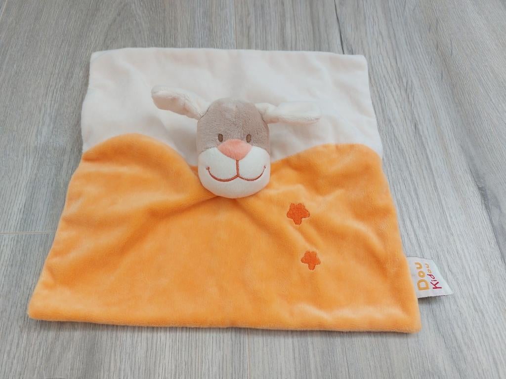Knuffel knuffeldoekje doukidou hond Oranje L299, Ophalen of Verzenden, Zo goed als nieuw, Beer