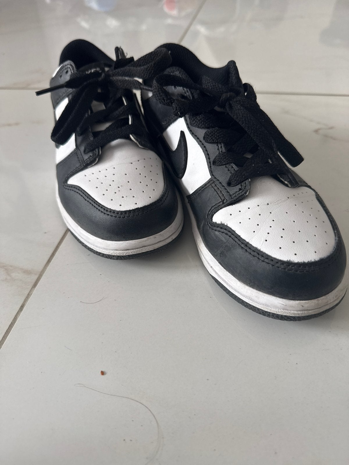 Nike Dunk Low Panda sneakers maat 34 - Zo goed als nieuw, Ophalen of Verzenden, Zo goed als nieuw, Jongen of Meisje, Schoenen