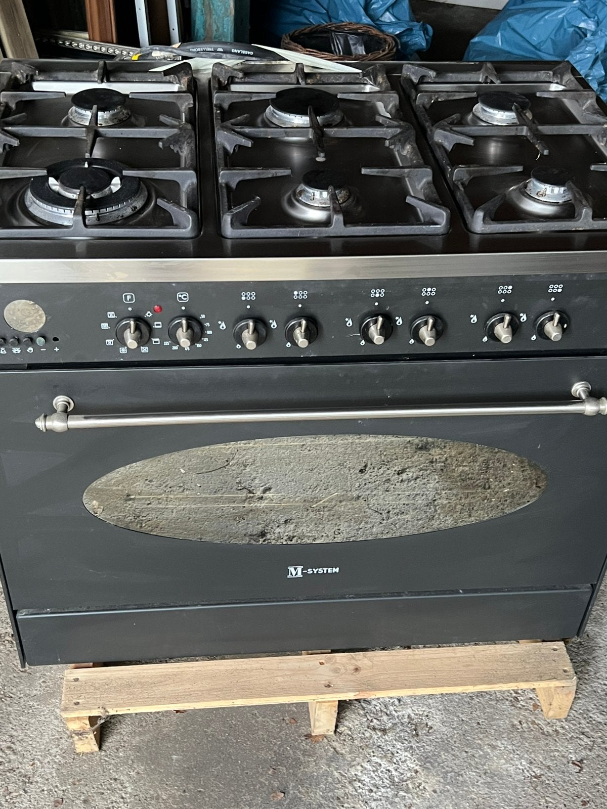6 pits gasfornuis met oven, Ophalen, 4 kookzones, Zo goed als nieuw, Gas