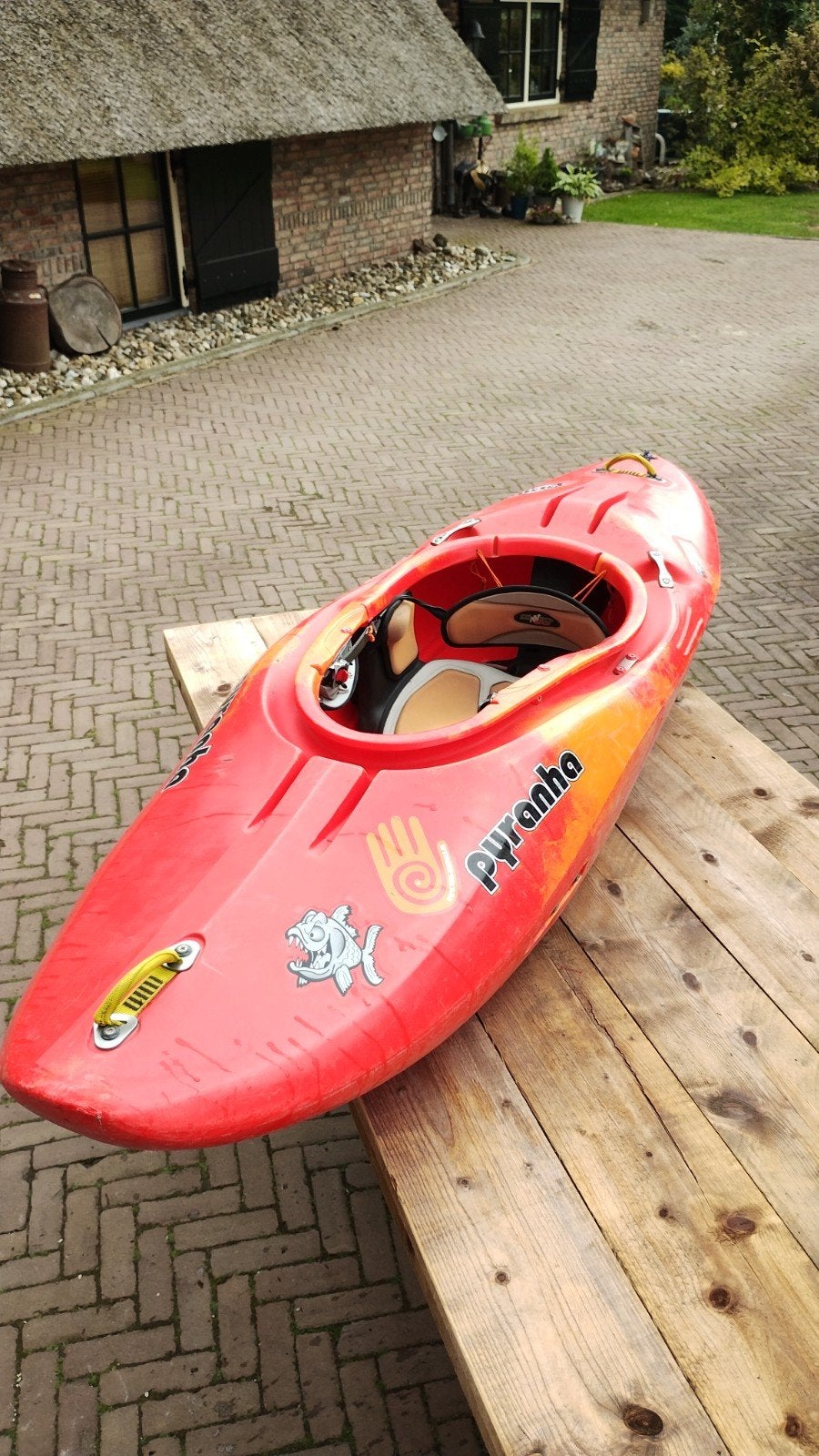 Pyranha Recoil Wildwaterkajak - Gebruikt, Ophalen, Kajak