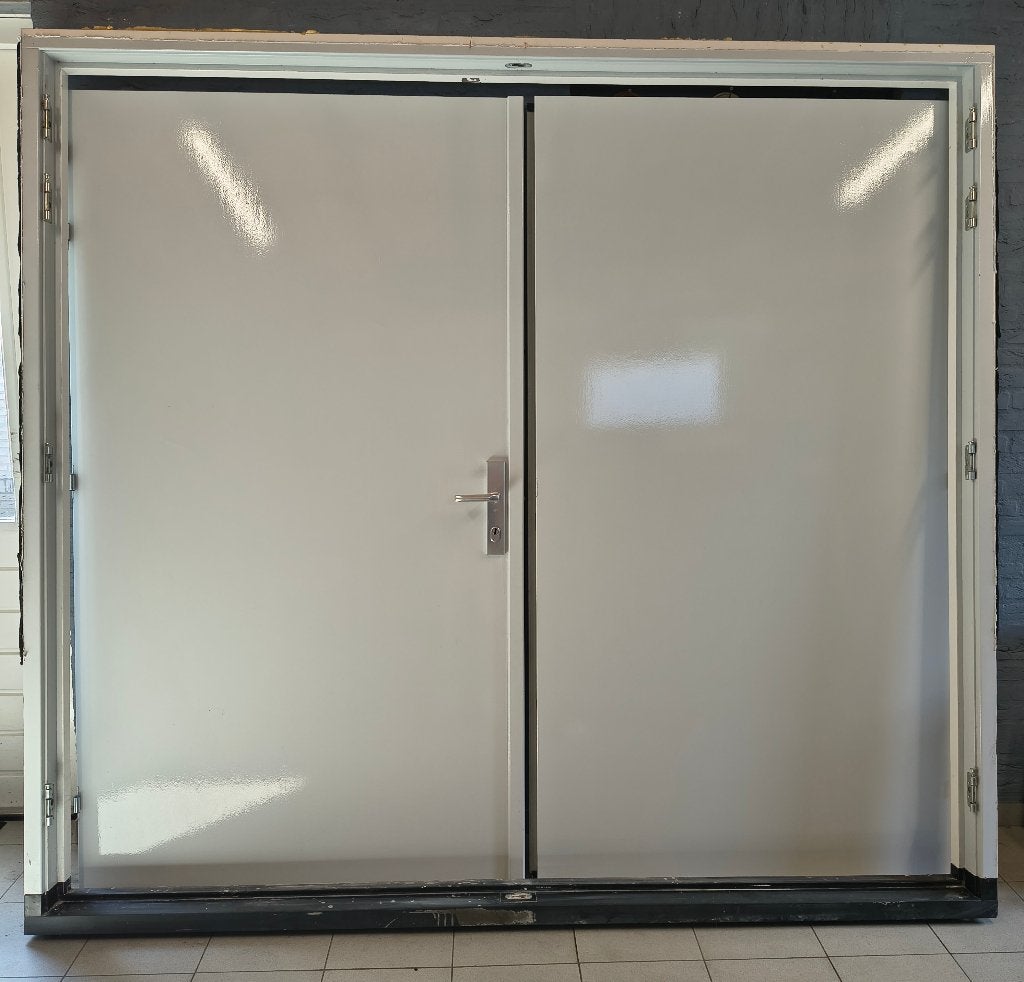 Houten garagedeuren met kozijn, Garagedeur, Zo goed als nieuw, 200 tot 215 cm, Ophalen