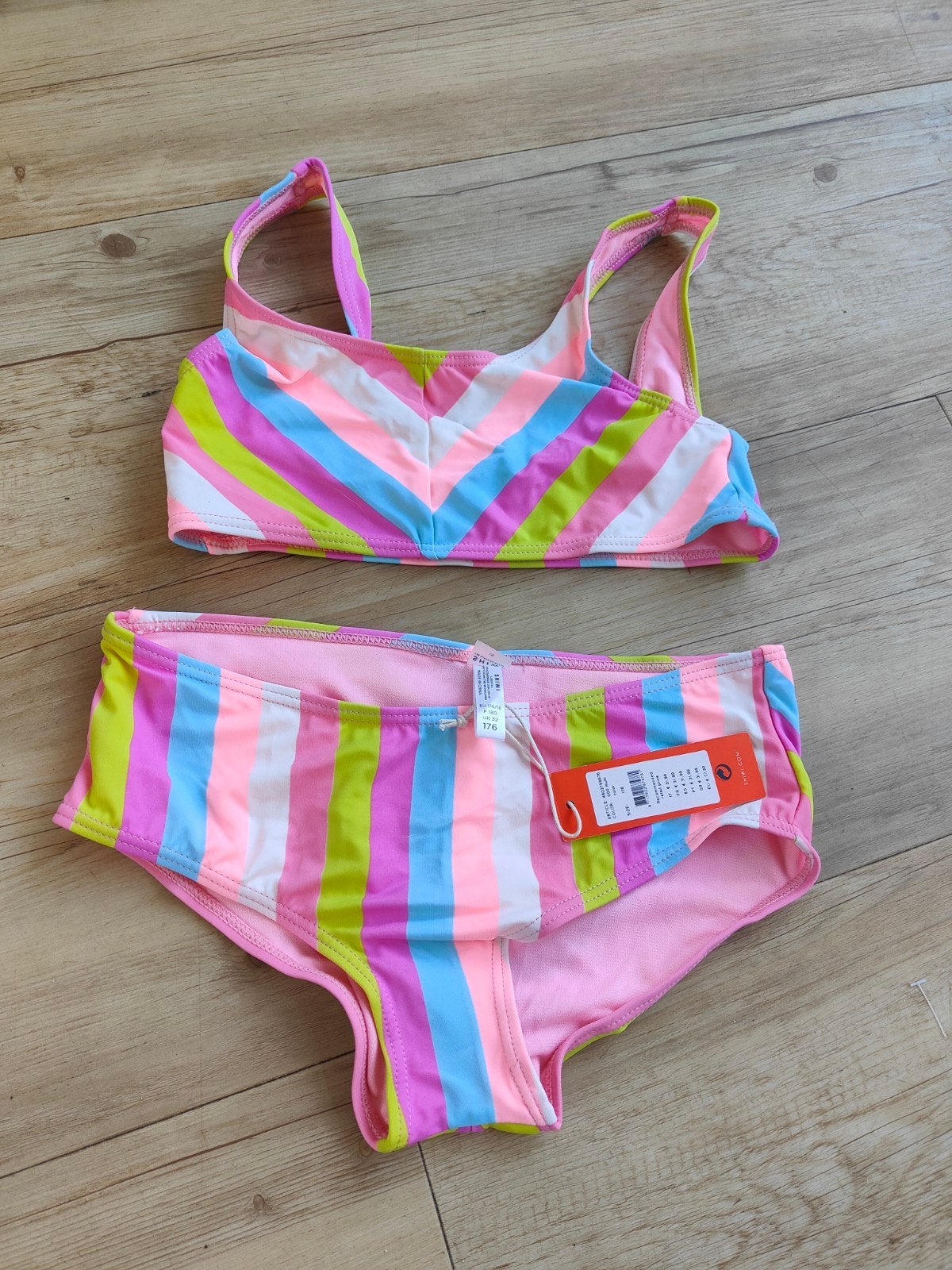 Nieuwe Shiwi bikinibroekje en topje, maat 176, Kinderen en Baby's, Kinderkleding | Kinder-zwemkleding, Bikiniset, Meisje, Nieuw