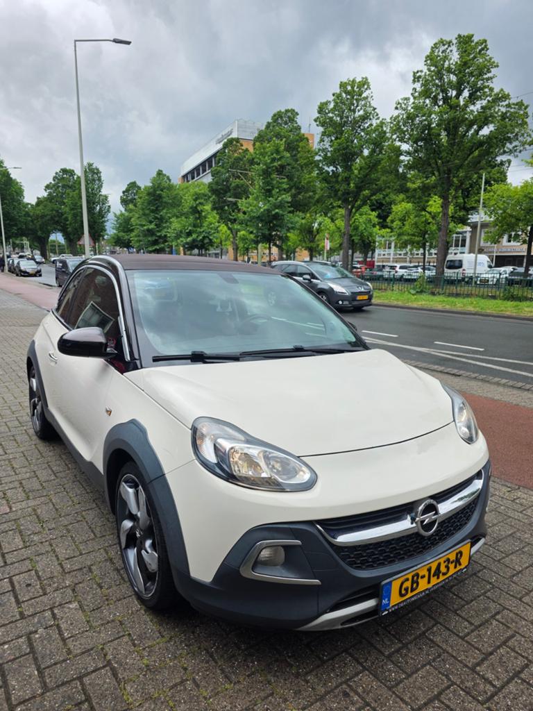 Opel ADAM Rocks Wit 1.0 Turbo apple CarPlay/AndroidAuto, Auto's, Opel, Voorwielaandrijving, ADAM, 40 €/maand, 1041 kg