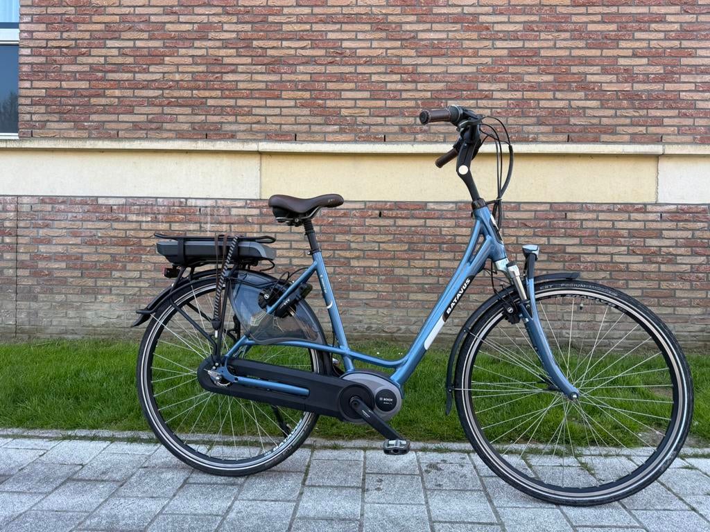 Elektrische fiets BATAVUS Milano BOSCH MIDDENMOTOR, Fietsen en Brommers, Elektrische fietsen, Batavus, Ophalen of Verzenden, Zo goed als nieuw